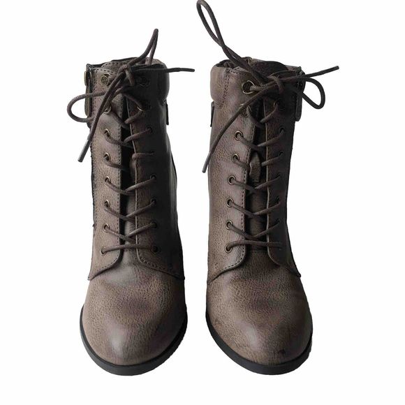 Daisy Fuentes Kloudie Brown Ankle Boots Zip Side Size 10M - Picture 1 of 10